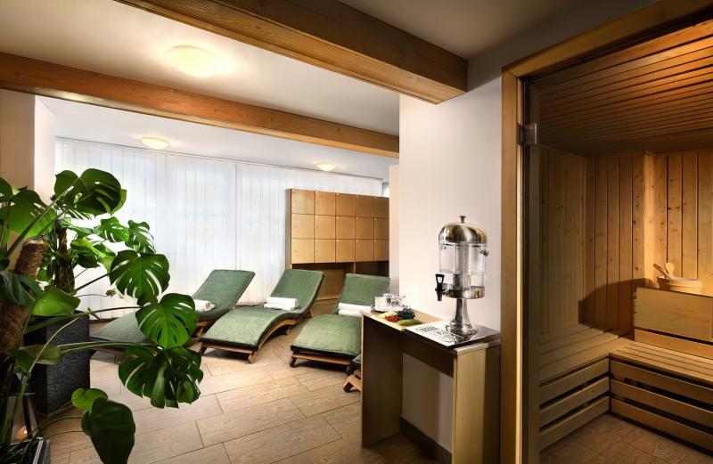  Dvojlôžková izba s dvoma prístelkami